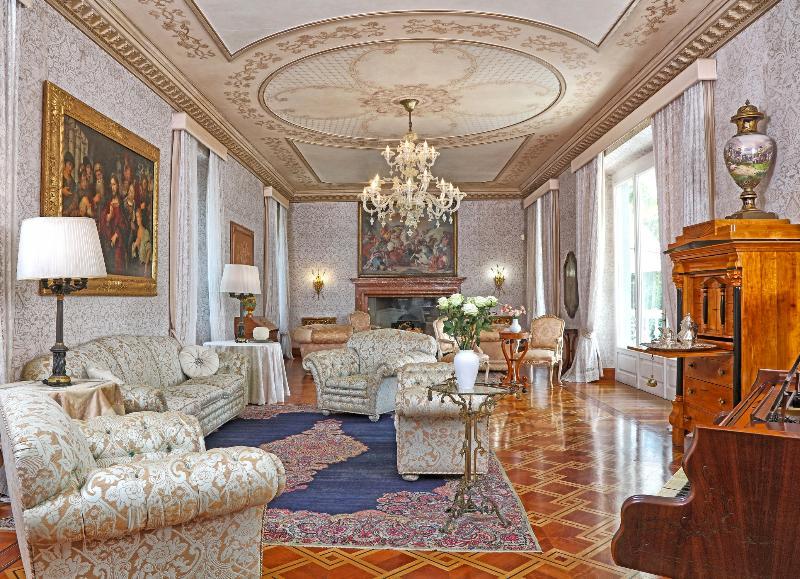 Villa La Vittoriana サロ エクステリア 写真